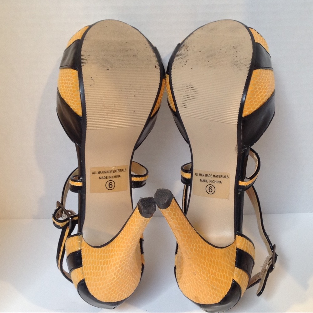 Vegan STYLUXE 4.5" heels gold black honeycomb SZ 6 - Picture 6 of 7